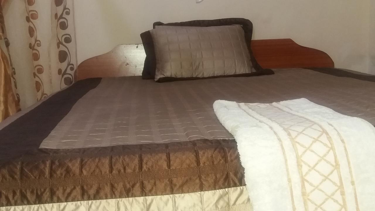 Kumunzi Backpackers Vandrehjem Lusaka Eksteriør billede